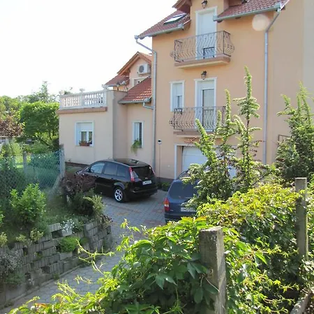 Apartment Alsohegyi *