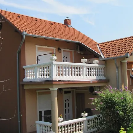 Apartment Alsohegyi *