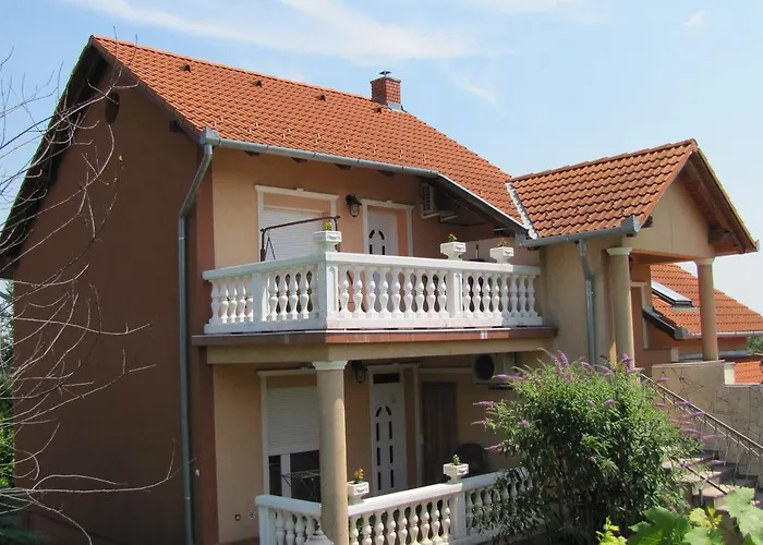 Apartment Alsohegyi *